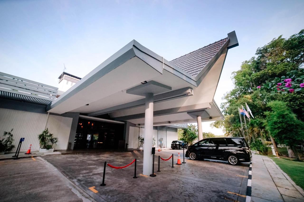 Tunamaya Beach & Spa Resort- Desaru Exterior photo